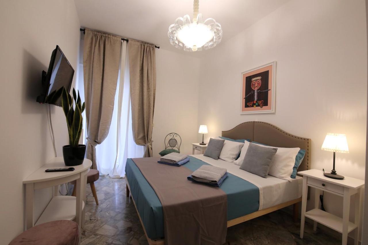 Cavour & Savoia Hotel บารี ภายนอก รูปภาพ